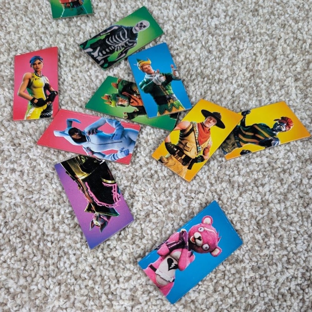 Fortnite Character Card Lot with Blue‎ Display Stands Gaming Collectibles
